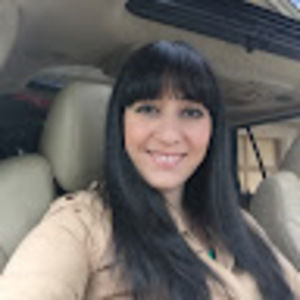 Meet your Posher, Daniela